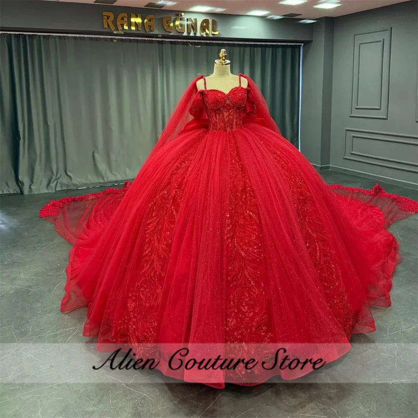 Attractive Red Quin…