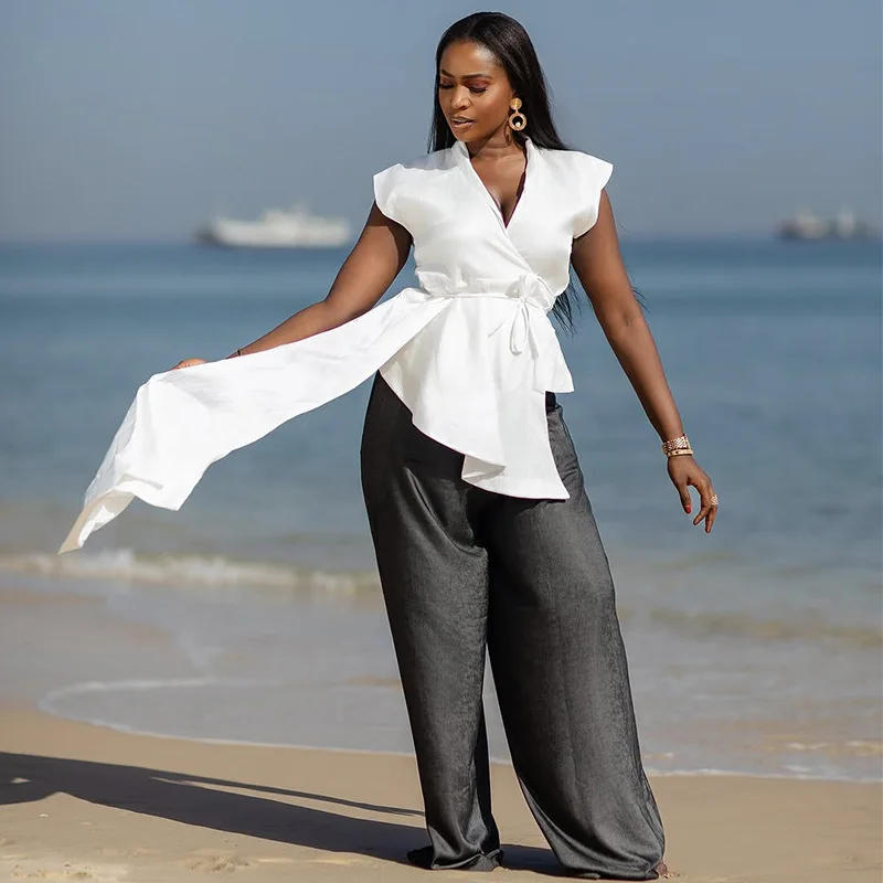 

2025 Spring/Summer New Fashionable Women's Top V-neck Sleeveless Strap Strap Drift Slim Solid Color Shirt