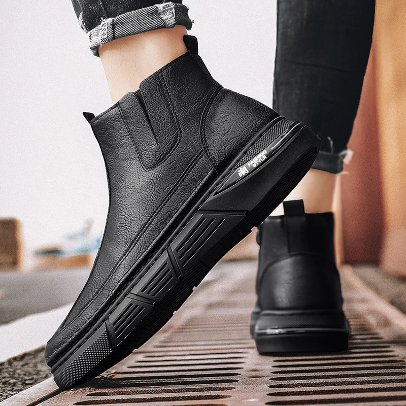 

High Quality Leather Casual Boots for Men Fashion High Top Shoes for Men Leather Moccasins Comfortable Loafers Men Ankle Boots