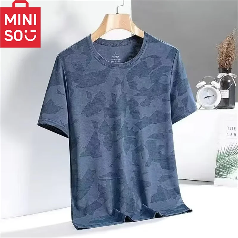 قميص قصير فضفاض كبير بأكمام قصيرة من الحرير الجليدي ، رقبة مستديرة ، مشاهير الإنترنت للزوجين العصريين ، الإصدار الكوري الجديد ، الأحمر ، الصيف