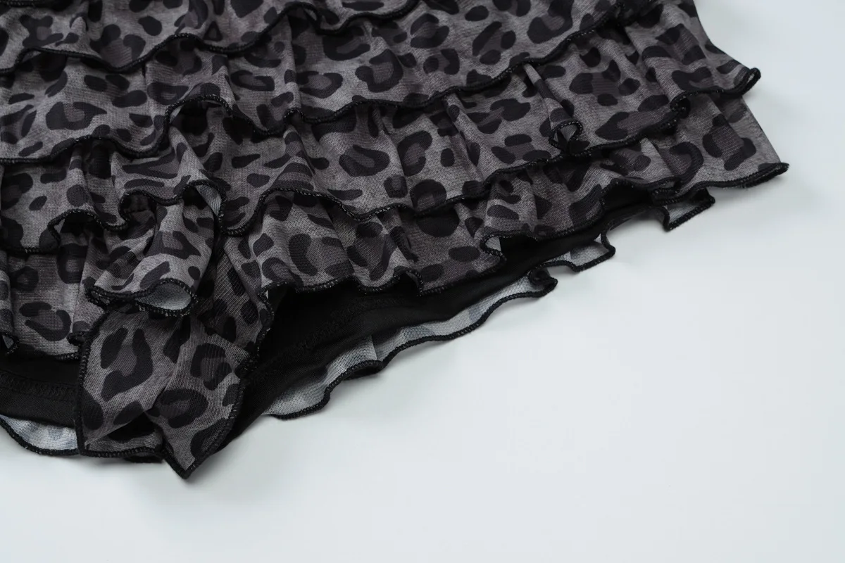 2025 Summer Leopard Print 2 Piece Set Women Sexy Lace Patchwork Strapless Crop Tops + Cascading Ruffles Shorts Clubwear Suits