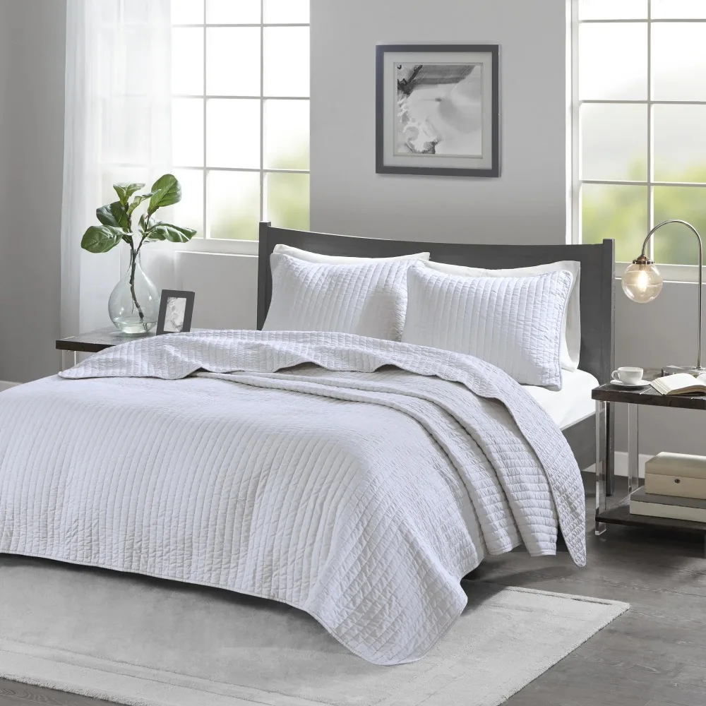 

Mitchell Reversible Coverlet Set, White, King/Cal King