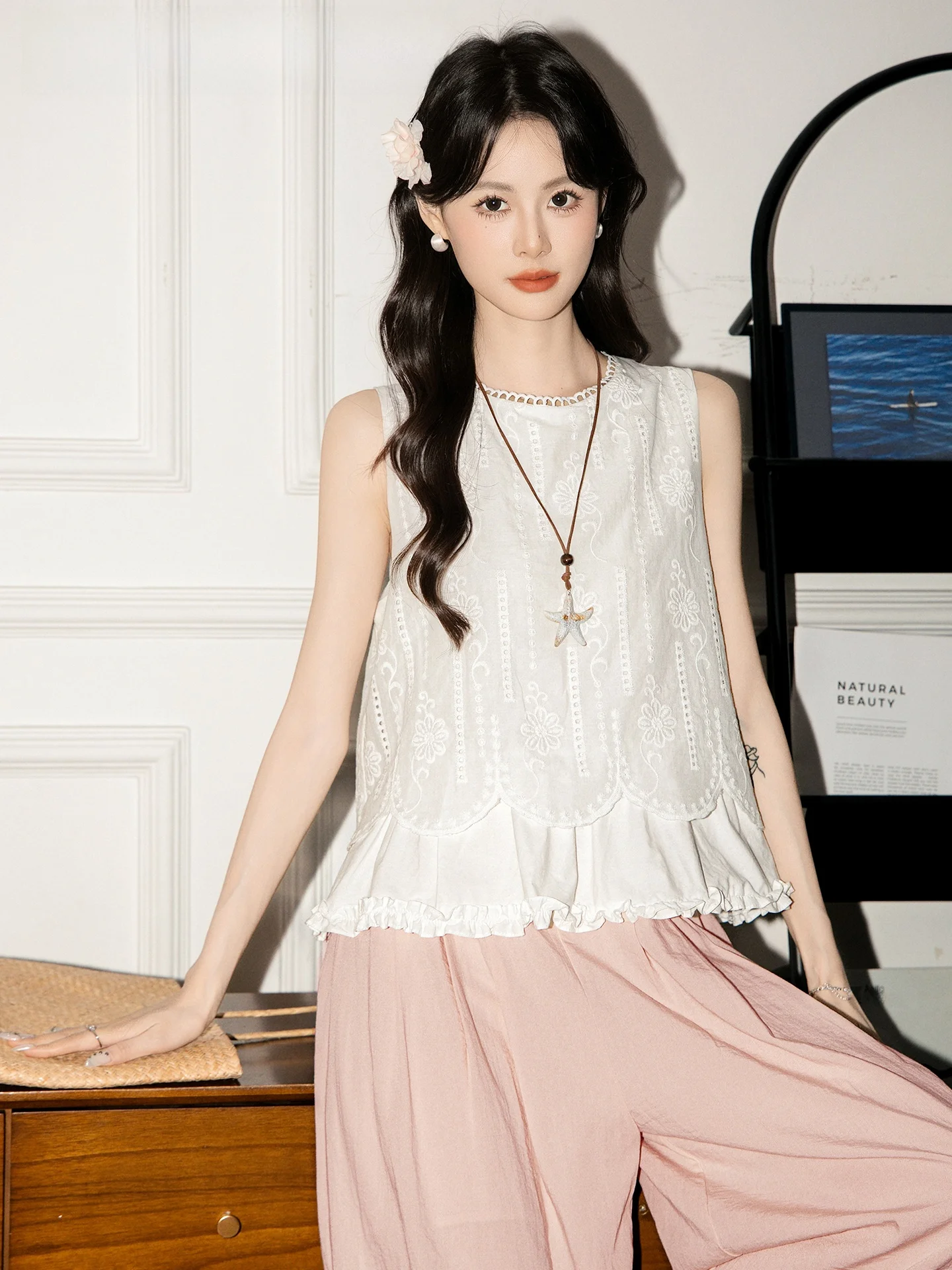 

La Chapelle Women's Loose Svel Embroidered round Ne irt Summer New Sle Comfortable Fit Floral Print Casual Top