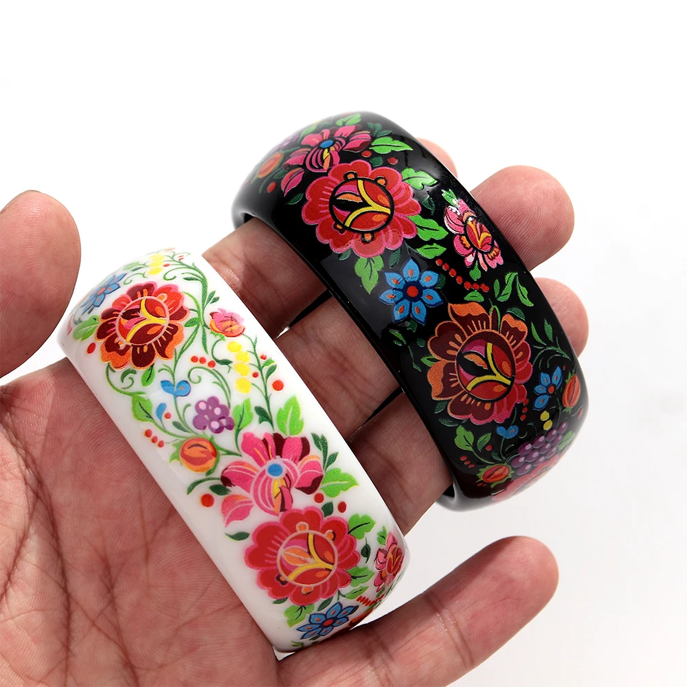 Retro-Armreif mit buntem Blumenmuster aus Acryl für Damen, Boho-Harz-Armband im Ethno-Stil, chinesisches Schmuckgeschenk – Detail 5