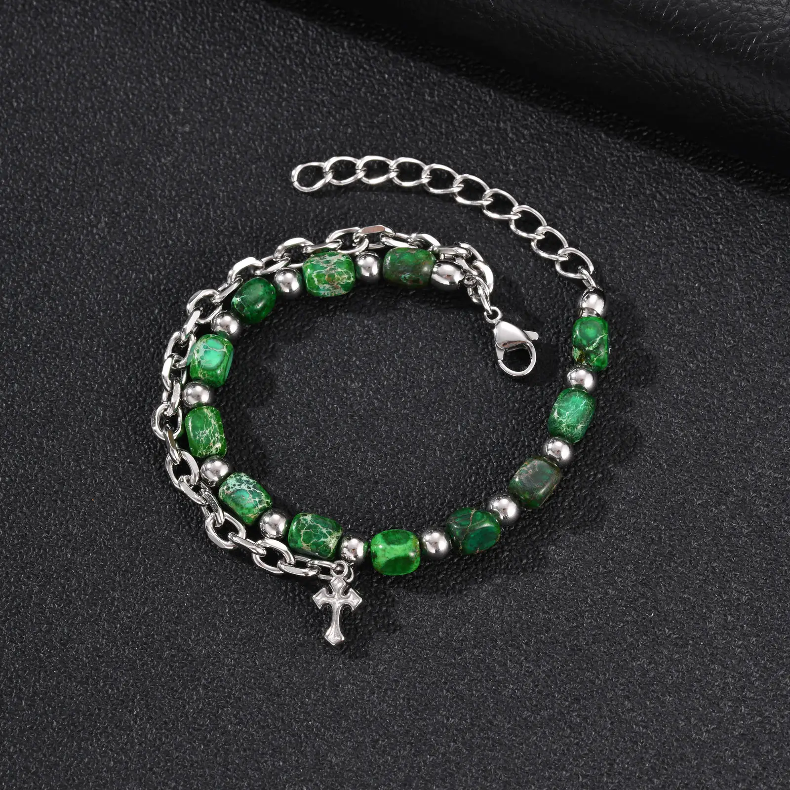Hip-Hop Herren-Kettenarmbänder, Grüne Naturstein-Perlenarmbänder, Armband mit Kreuzanhängern als Geschenk – Detail 4