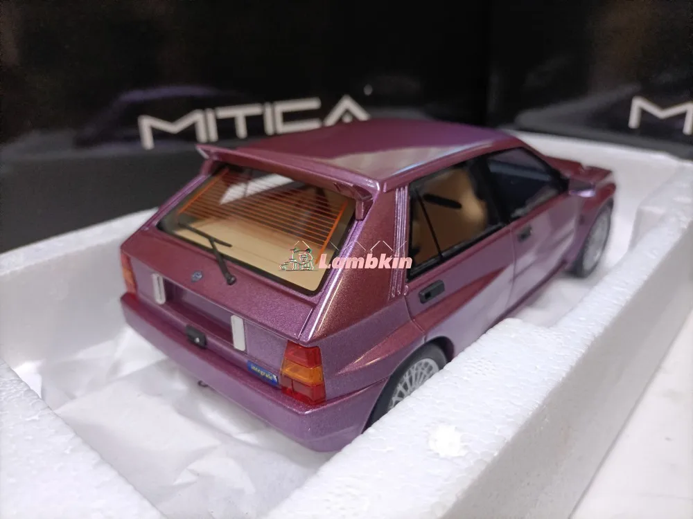 Mitica 1/18 Lancia Delta Evo Ii Metallic Paars 4-deurs Hatchback Sportwagen Model Classic Collectible Cadeau Ornament