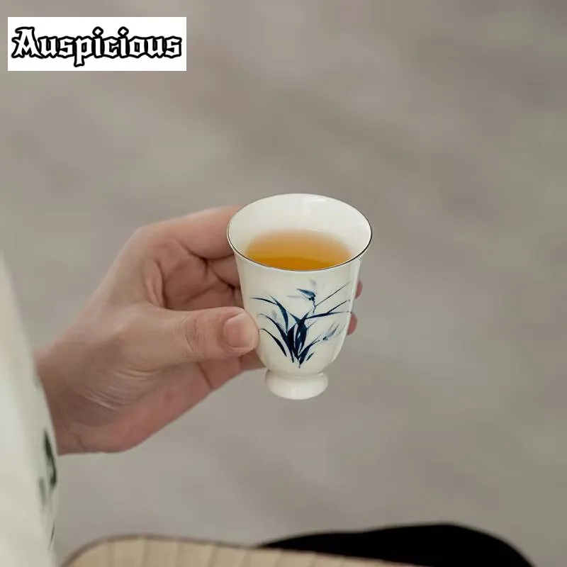 2pc/Set Pure Handpainted Orchid Ceramic Tea Cup Platinum Wind Chime Cup Small Master Cup Portable Kung Fu Teacup Drinkware 65ml