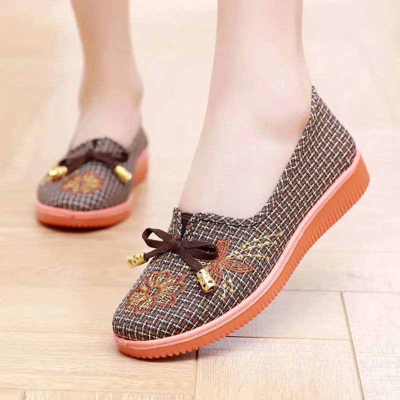 Women Fashion Bow Tie Brown Light Weight Anti Skid Flat Shoes Chinese Traditional Comfort Spring Summer Flat Shoes Zapatos A45