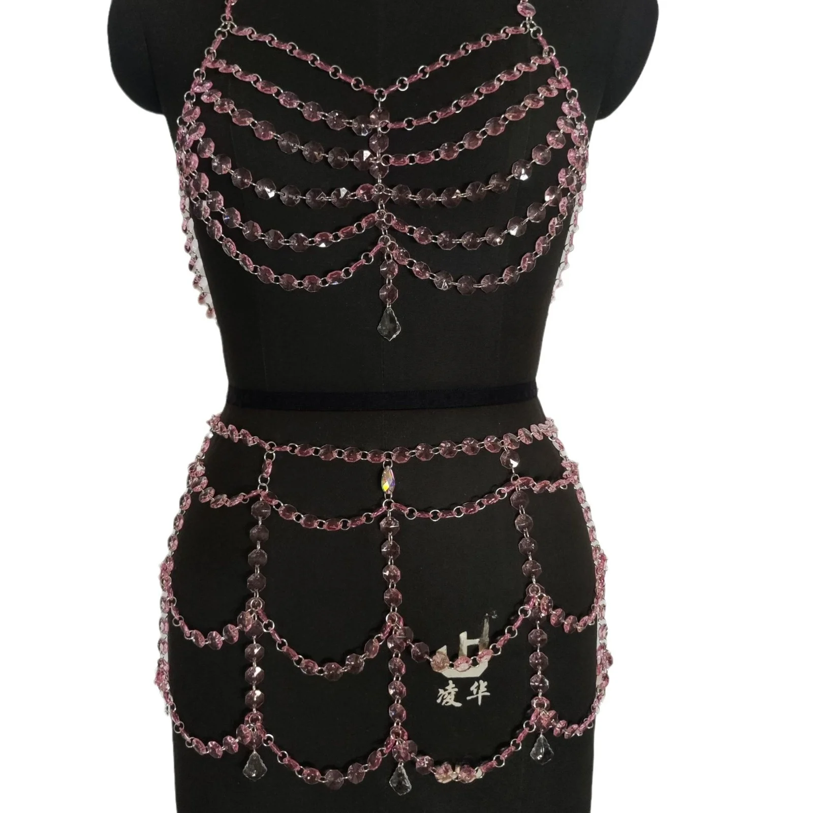 ชุดเซ็กซี่สองชิ้นแบบหลายชั้นประดับลูกปัดแฟชั่น พร้อมสายคาดเอว ดีไซน์ข้ามพรมแดน เสื้อกล้ามเซ็กซี่