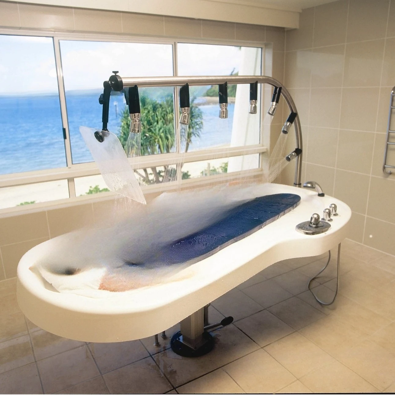 Shower bed Spa bed, full body spa massage treatment bed