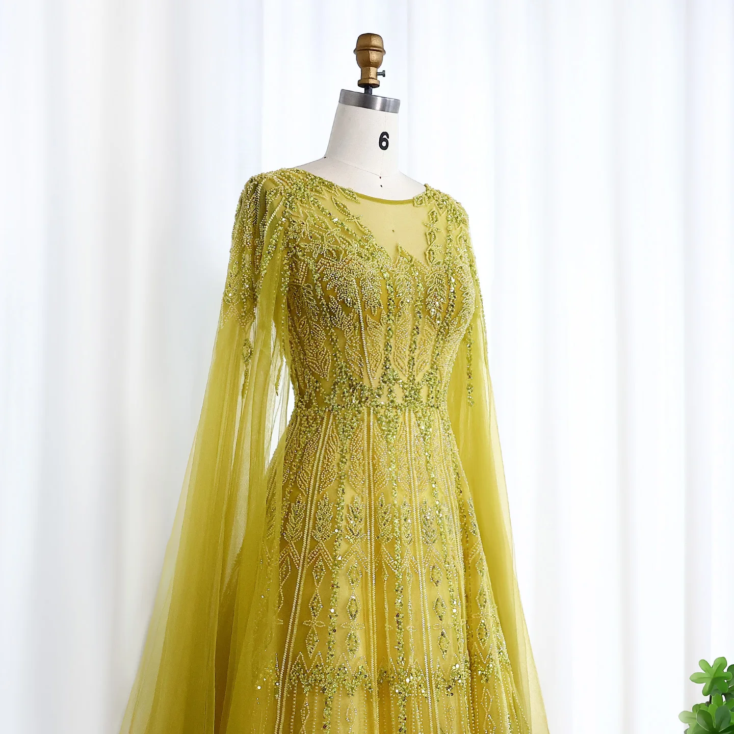 Sharon Said Luxuriöses Dubai Blaues Abendkleid mit Cape-Ärmeln in Übergröße, A-Linie, Arabisches Hochzeits- und Festkleid SS001, Maßanfertigung – Detail 24