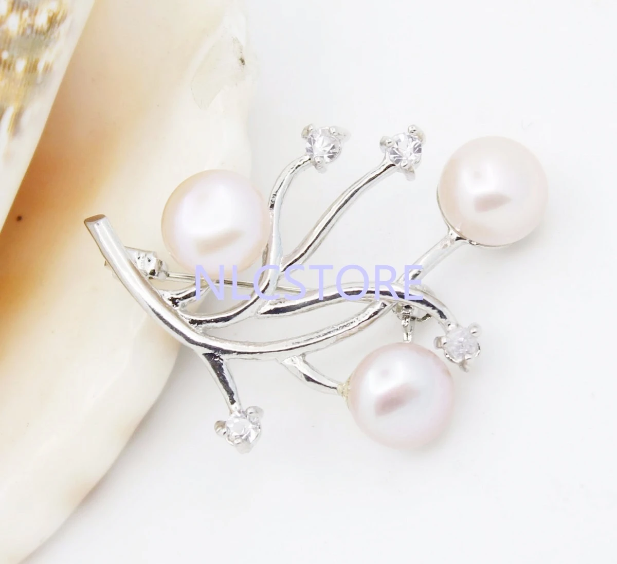 Natural Lilac Pearl Plant Pins Zircon Flower Brooches Unisex Party Gifts Jewelry Accessories 40mm
