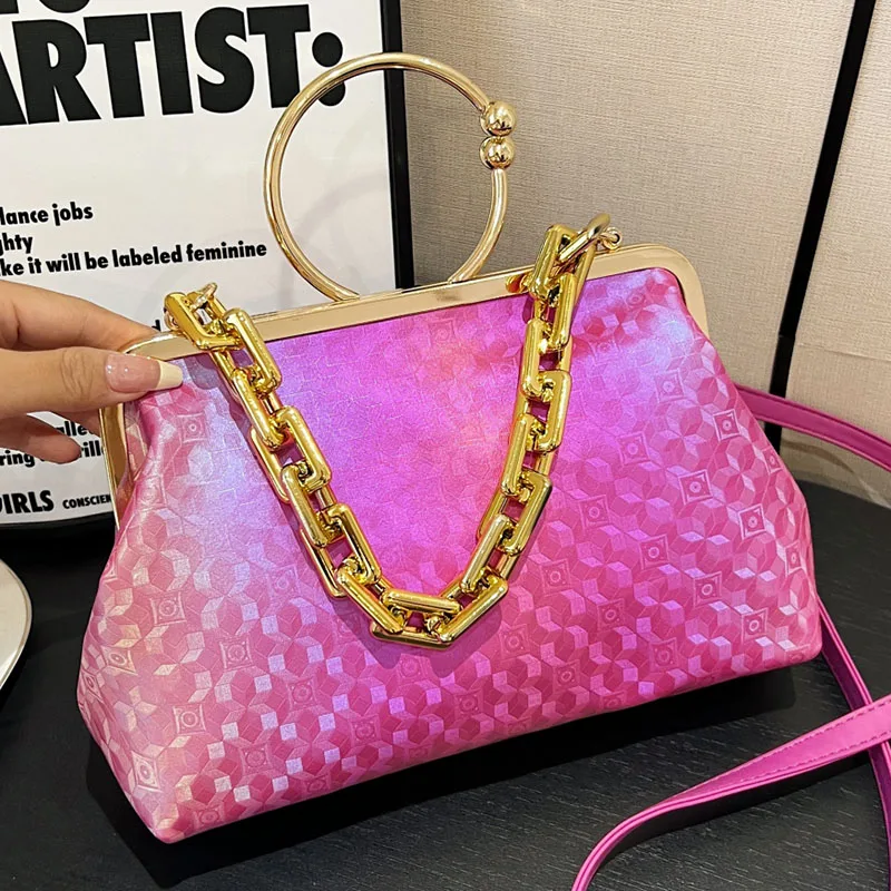 2024 New Designer Women Thick Chain Clip Shell Gold Blue PU Leather Handbags Lady Evening Party Wedding Clutch Messenger Bags