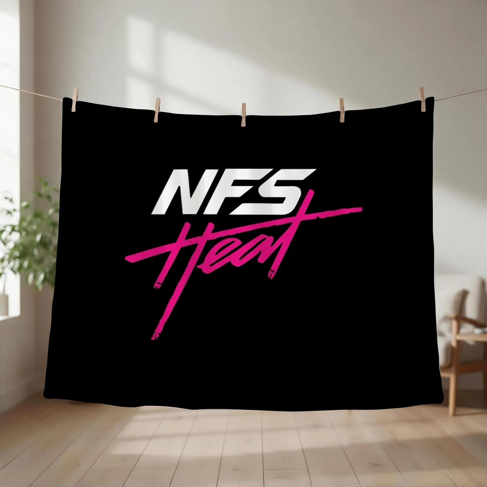 NFS Heat Throw Blanket Luxury Designers Decorative Sofas Decorative Beds Blankets