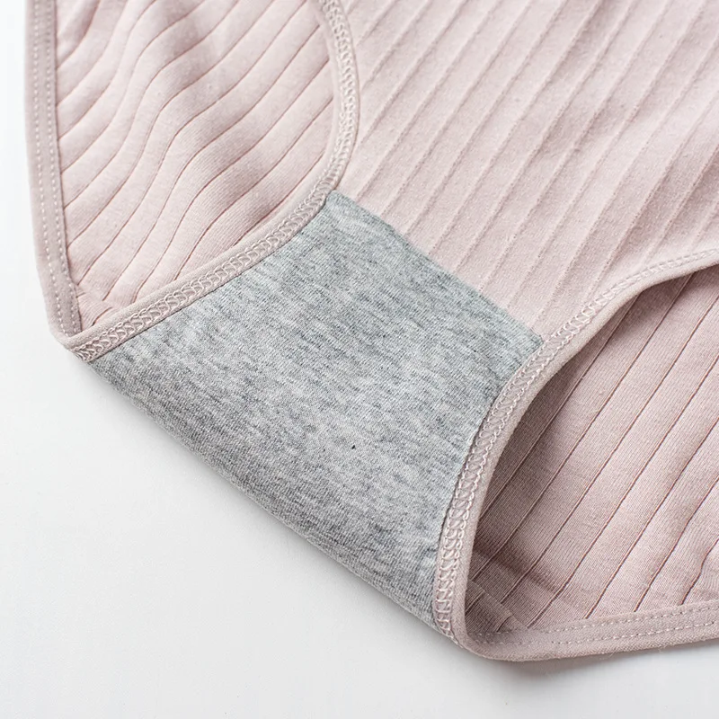 Set of seven ribbed cotton briefs in packaging