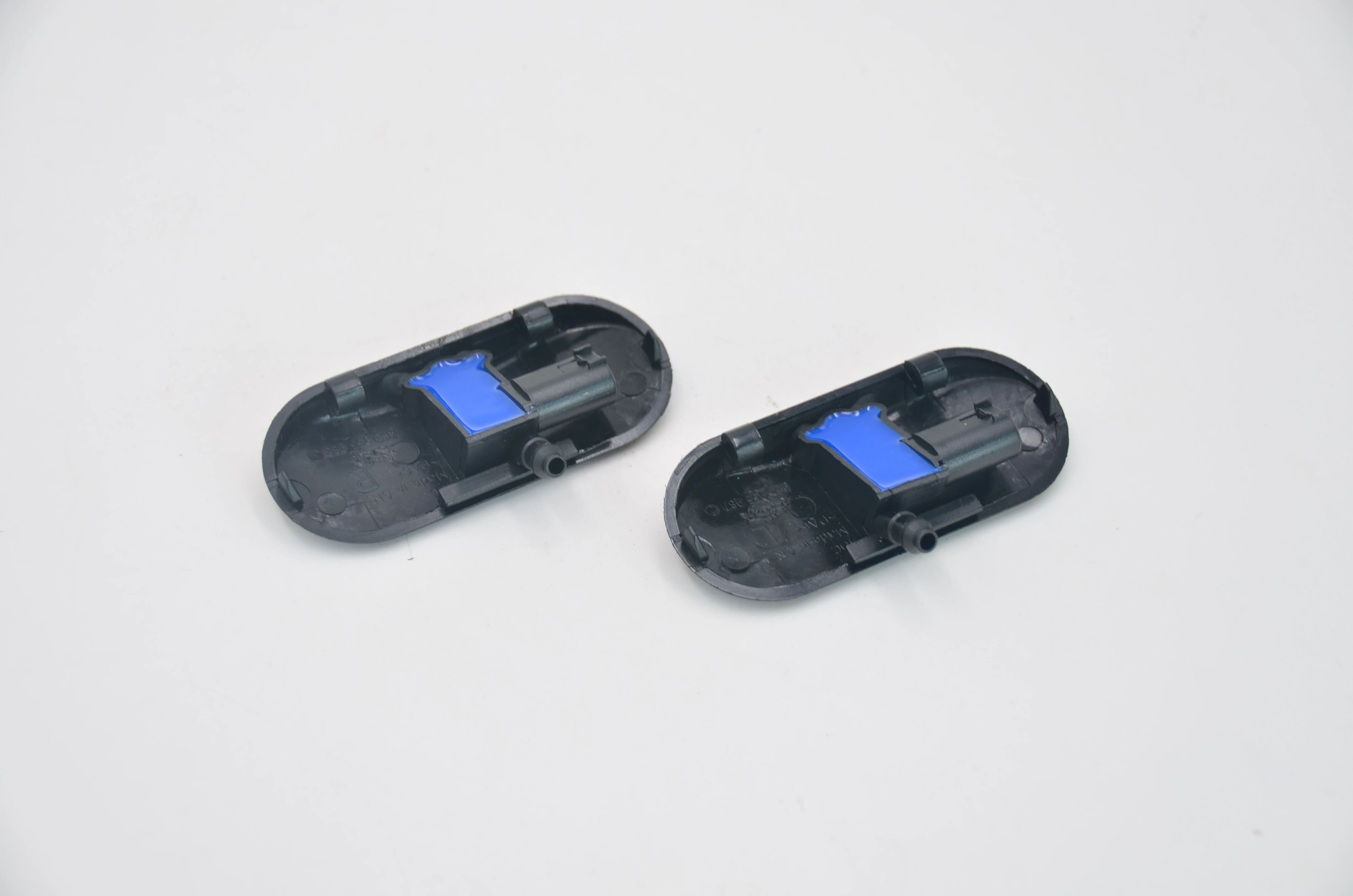 

2x левая и правая насадка для омывателя лобового стекла с подогревом для Audi A6 A4 A3 A8