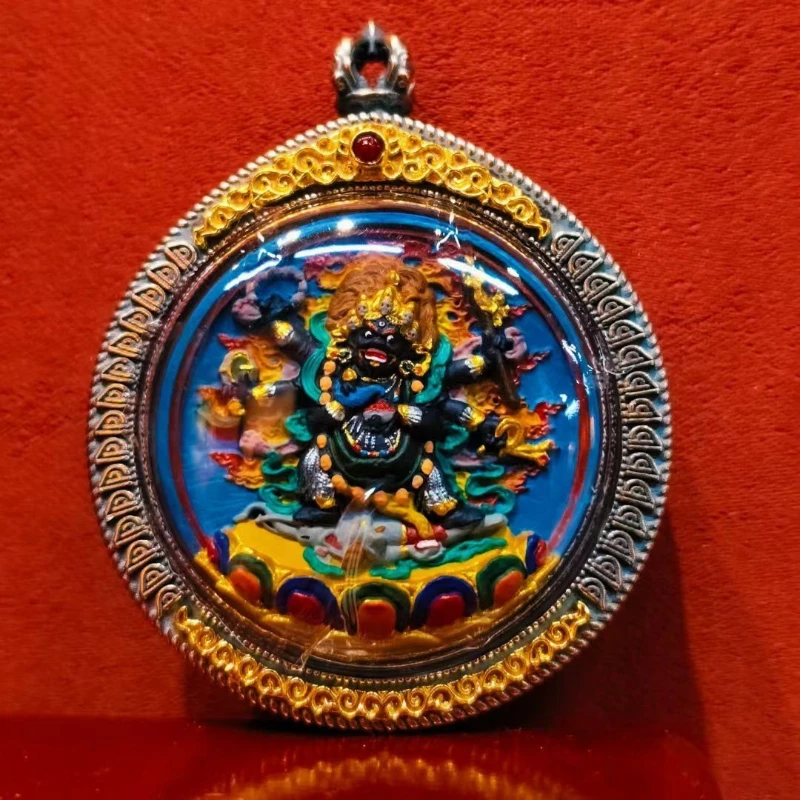 Wipe Tibetan necklace painted big black sky plus thousand hands Guanyin amulet