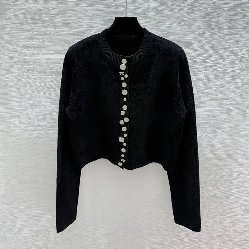 

High-quality metal single-button patchwork round-neck women's cardigan sweater in pure black - luxurious 251004149