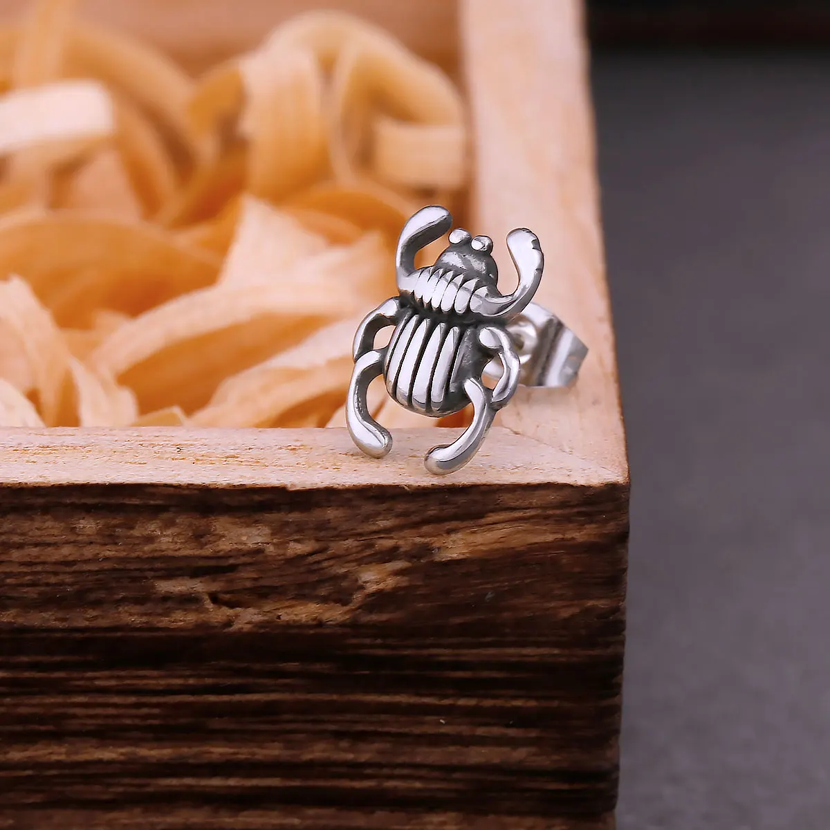 Punk Spider Animal Stud Earrings Men Women Stainless Steel Fashion Daily Earrings Vintage Hip Hop Gift Party Jewelry view 4