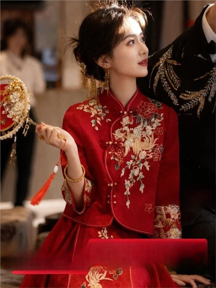 

New Chinese-style cheongsam toasting and wedding dress clothing