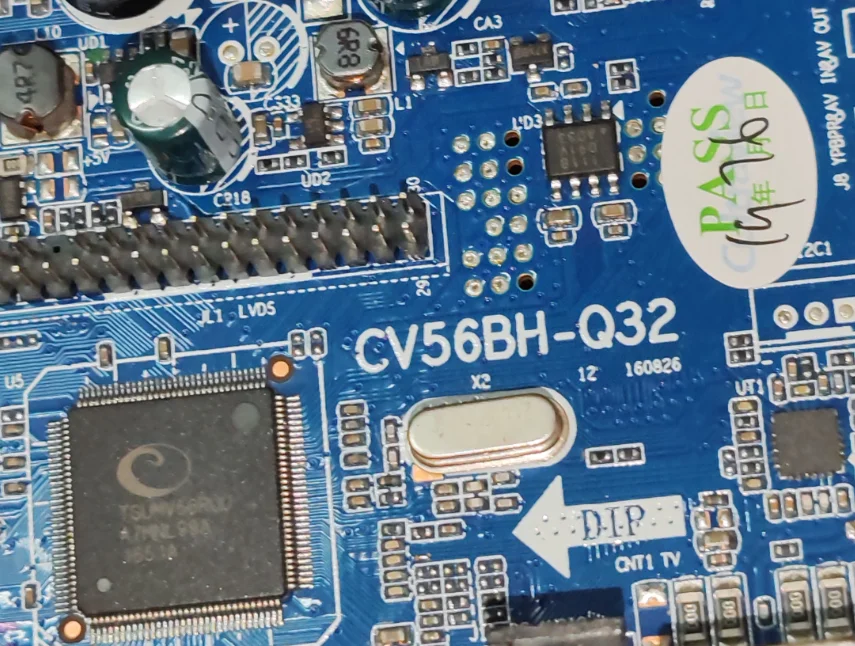 CV56BH-Q32 اللوحة الأم للتلفزيون ثلاثة في واحد، تم اختبارها جيدًا، صورة مادية لـ 35-40 فولت 540 مللي أمبير 25 وات 1366 × 768