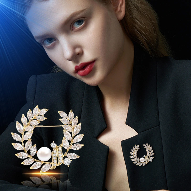1 قطعة مزاجه الموضة كريستال الذهب والفضة اللؤلؤ دبابيس للنساء الملابس معطف حفل زفاف مجوهرات اكسسوارات هدية
