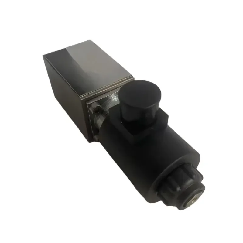 

Hydraulic Solenoid Valve DG3VP Series Valves DG3VP-3-103A-VM-U-H-20 DG3VP-3-102A-V-MU-H-10 DG3VP-3-102A-VM-U-D-20