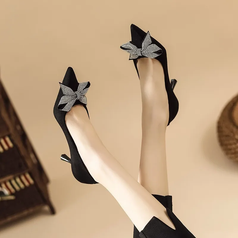 

Women's Summer Black Professional Low Heel High Heels 2025 New pointed toe shallow mouth bowknot stiletto heels
