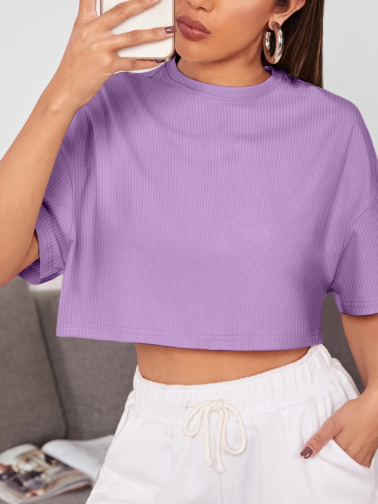 Simple Daily Wardrobe Crop T-Shirt, Drop Shoulder Crew Neck Ribbed Tee for Urban Leisure Time