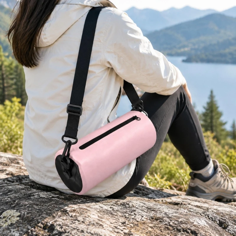 Zippered Cylinder Bag with 2.7 L Capacity and Shoulder or Crossbody Carry for Commuting, Cycling, Hiking, and Beach Outings X7JD