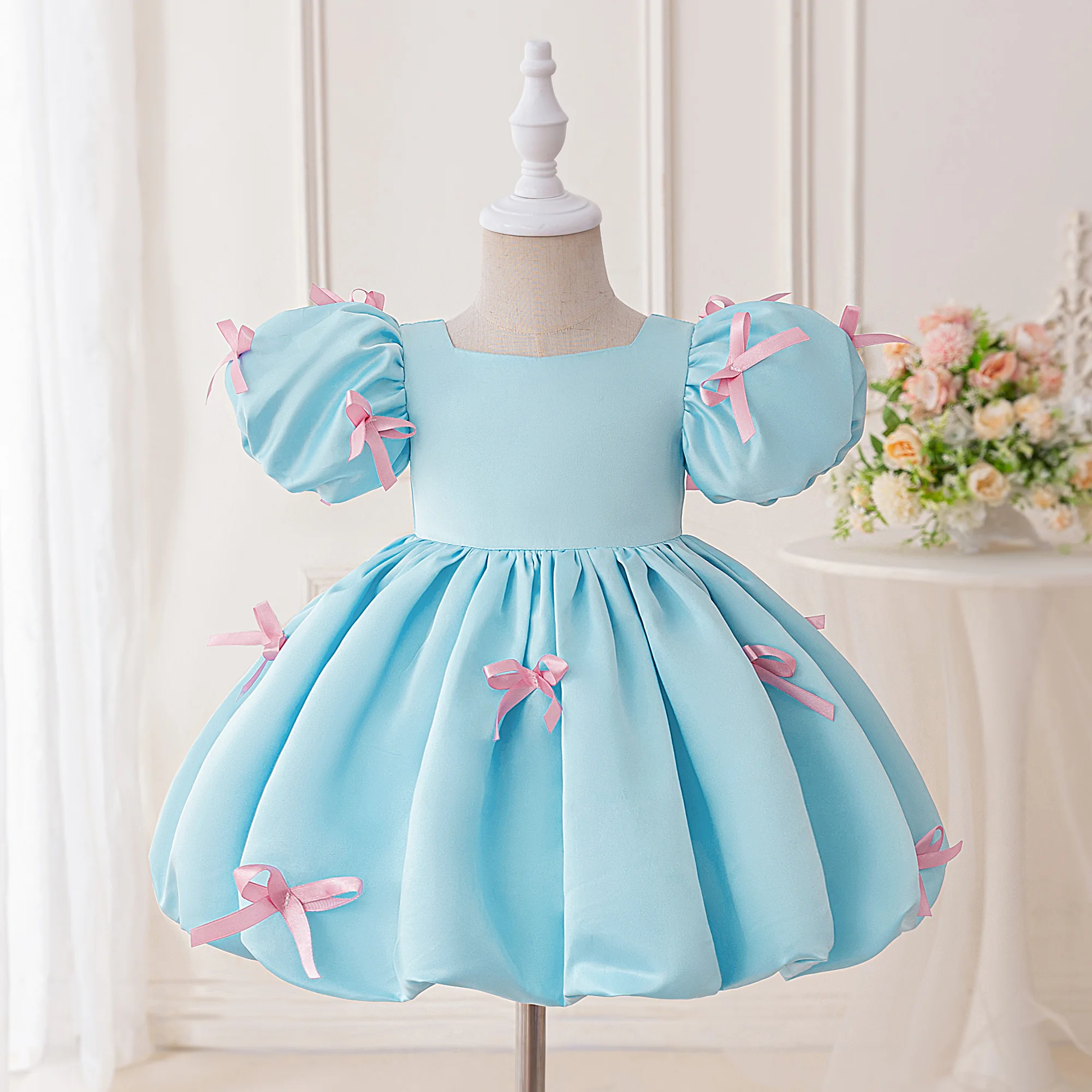 Baby girl sky blue dress pink small bow design dress skirt elegant design suitable for birthday gift birthday party anniversary