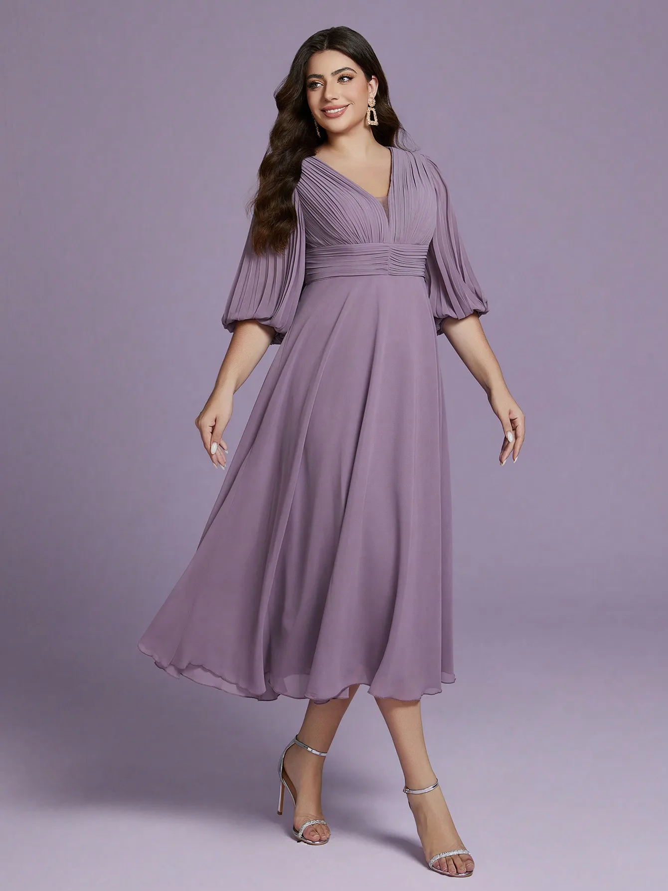 Immagine 5: Abito lungo in chiffon di seta Mgiacy Plus Size con scollo a V profondo e stampa solare, con orlo ampio e svasato
