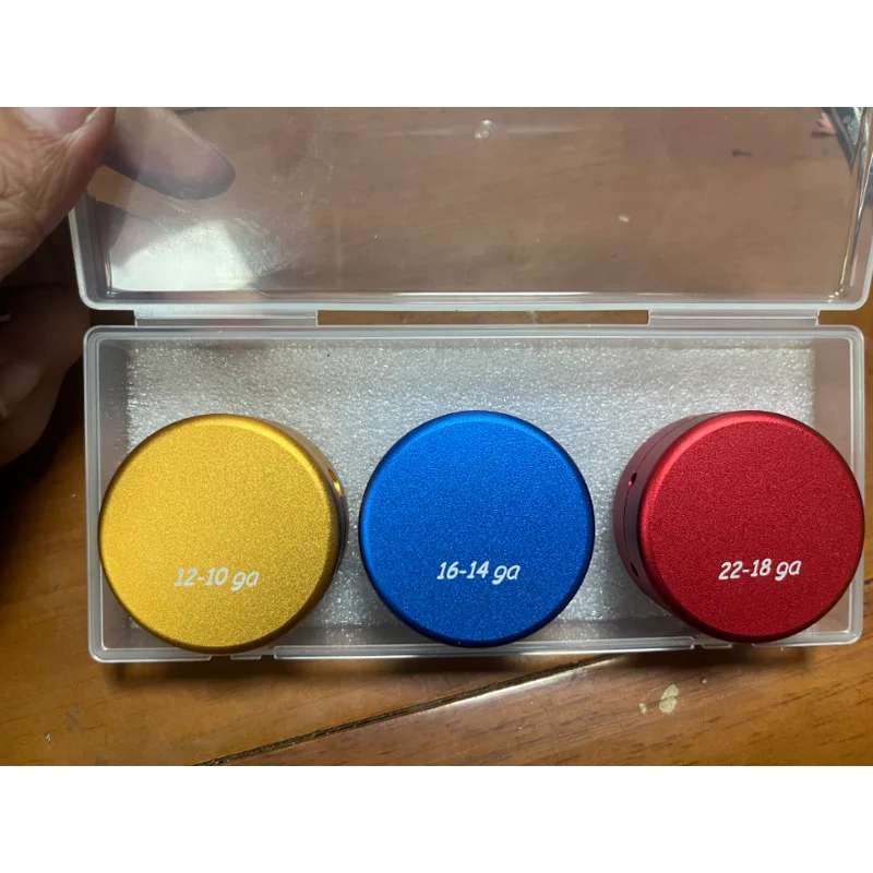 Stampo per connettore di testa a doppia cavità 16-14 AWG 2x2x0,75 pollici Cavo di ingegneria di precisione Giunto fisso Versatile Facile da usare