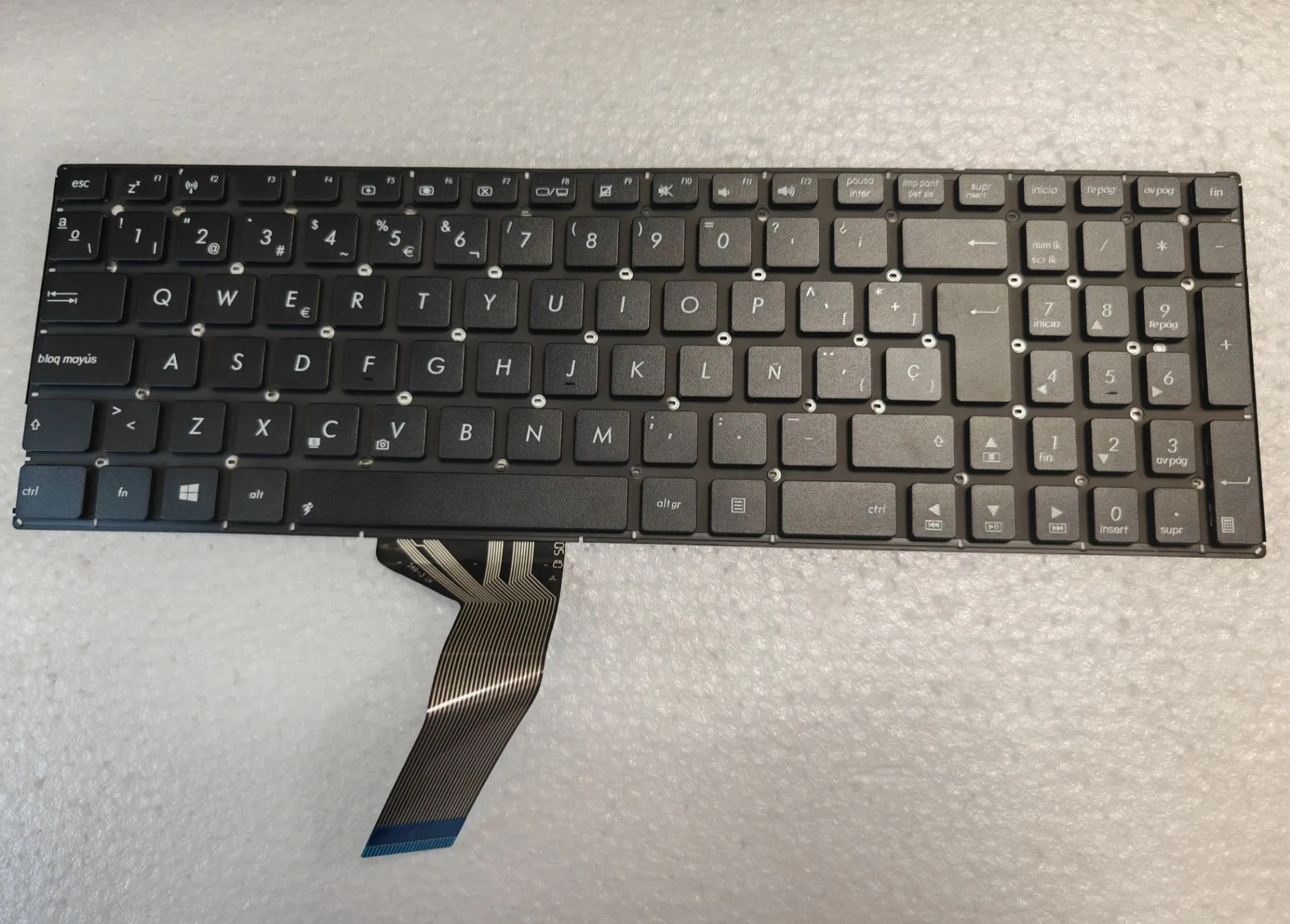 Hiszpańska klawiatura do ASUS X555 X555L A555L F555L K555L X555L W509 W519 VM510 X551C X551CA X551M X551MA F551C X553M X553M F553