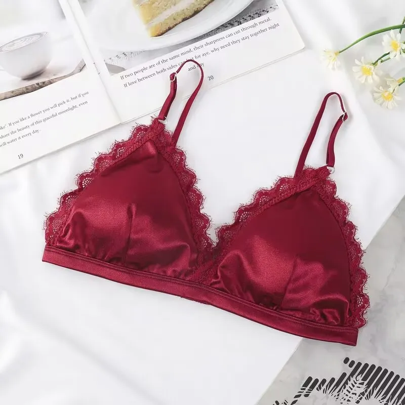 Women Seamless Underwear Deep V Girls Thin French Style Bralette Lace Wireless Triangle Cup Women Lingerie Soft Bra