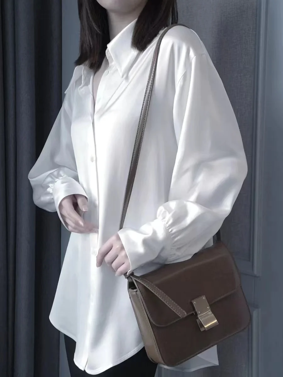 Primavera 2024 T-shirt da donna lunga allentata in raso di seta Sve Busin irt T-shirt in acetato Ele drappeggiato colletto coreano ma...