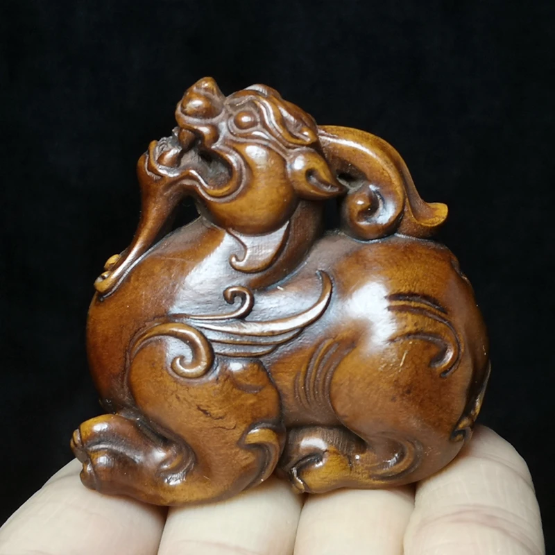 

YIZHU CULTUER ART Size 2.4 Inch Old Chinese Hand Carved Boxwood Wood Unicorn Pi Xiu Figure Statue Netsuke Decoration Collection