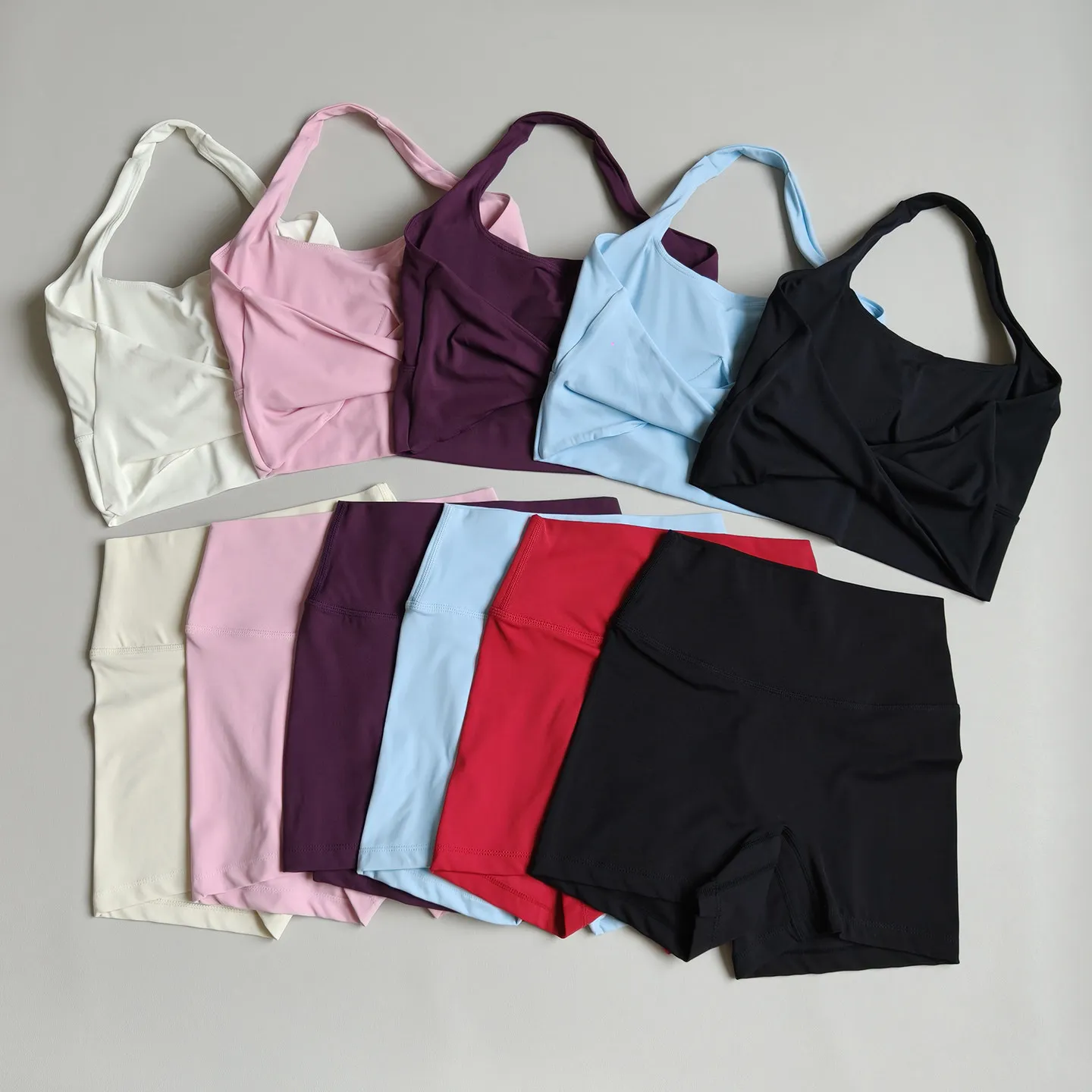 Damen High-Waist Rückenfreies Neckholder-Top 2-Teiliges Gym-Yoga-Set Fitness-Workout Sport-BH Camisole Shorts Fitness-Workout-Anzug – Detail 1