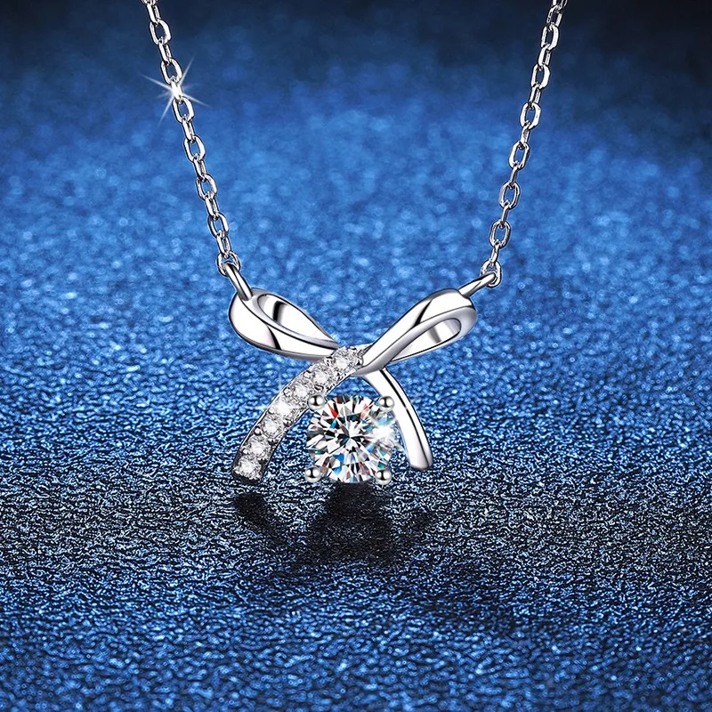

Luxury Moissanite Necklace for Women S925 Sterling Sliver Bow Pendent Party Fine Jewelry Gift With Gift Box