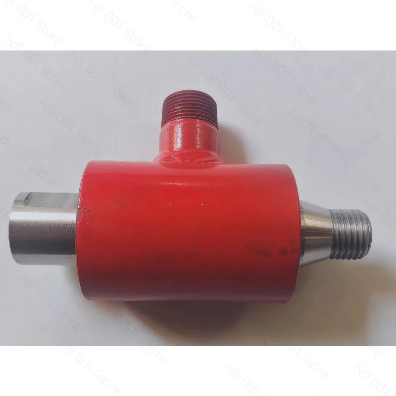 Well drilling machine water drill water injector drill pipe road laying machine water adding device pressure increase flow
