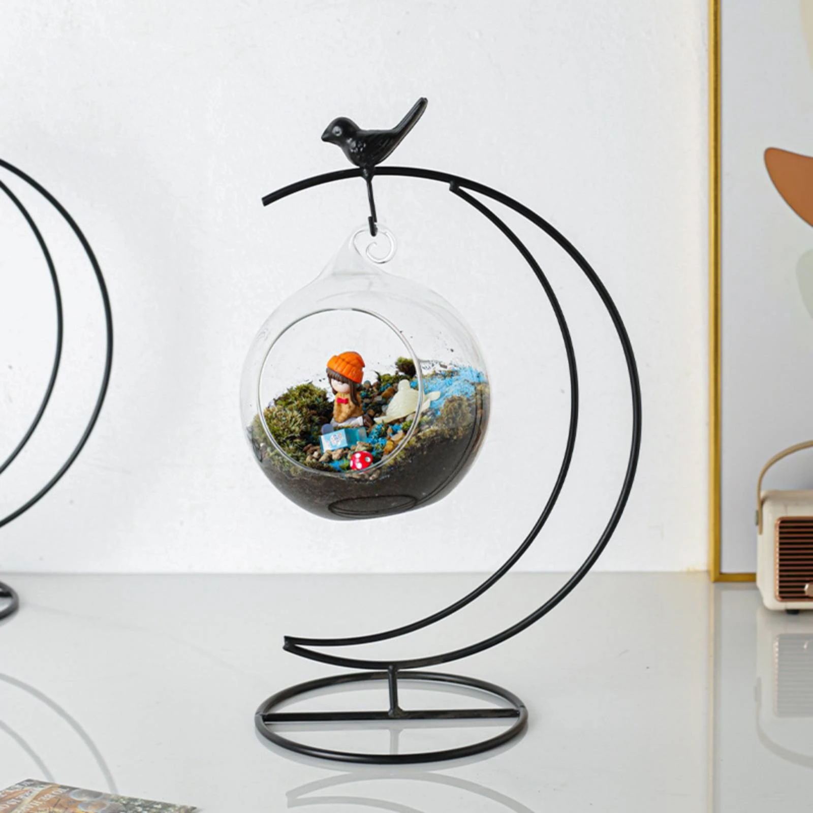 Hanging Planter Stand with Crescent-Moon Frame Compact Tabletop Hanging Stand with Bird Ornament Air Plant Holder Stable Elegant