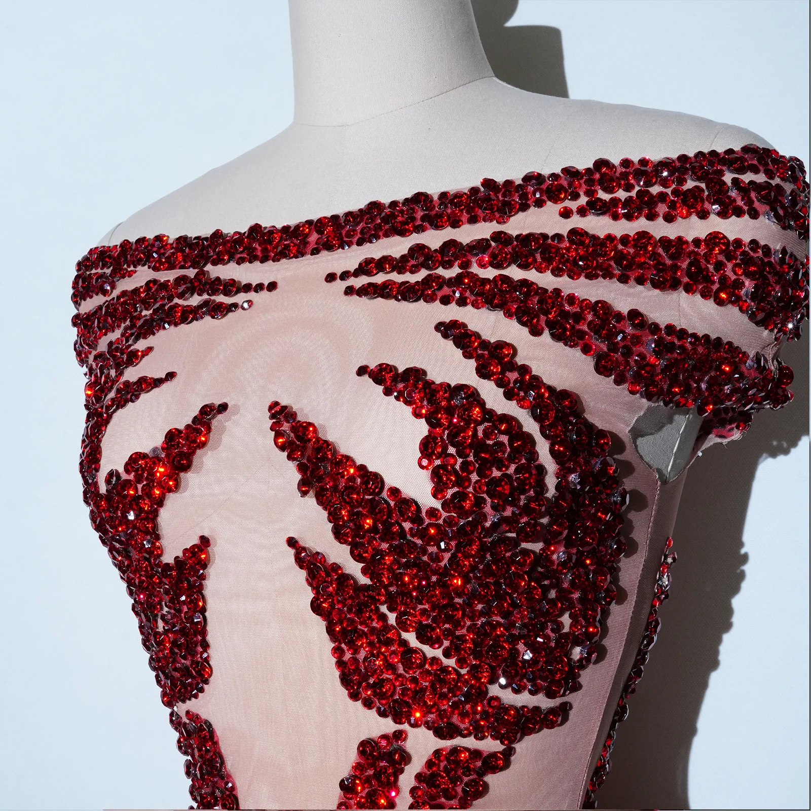 Vestido rojo brillante de lujo con diamantes de imitación para mujer, vestido corto sin mangas desnudo, fiesta de malla, celebración, cumpleaños, noche, puesta en escena