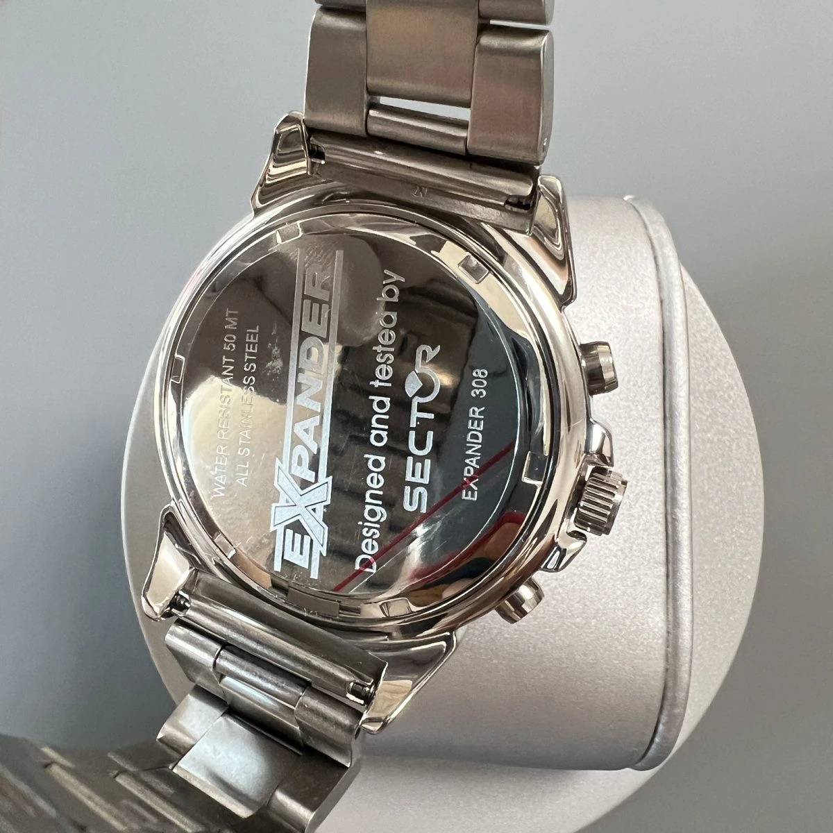 Jam Tangan Quartz Stainless Steel Retro Sport dengan Mesin Quartz dari Jepang Diameter 40mm Tebal 13mm Kaca Mineral Bercahaya
