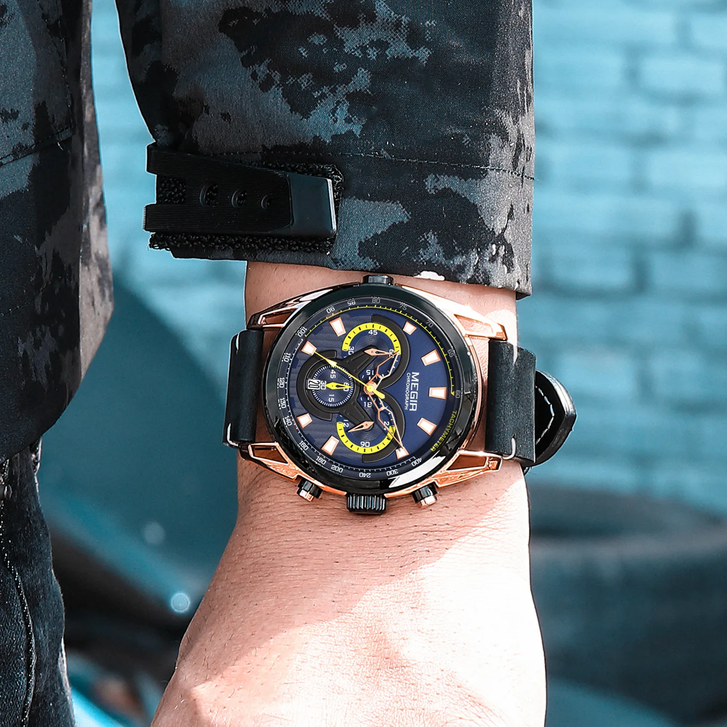 MEGIR Mens Watches Luxury Brand Chronograph Waterproof Luminous Quartz Watch Men Sports Military Wristwatch Clock Reloj Hombre