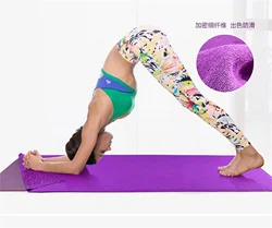 9083 Yoga towel blanket is machine washable