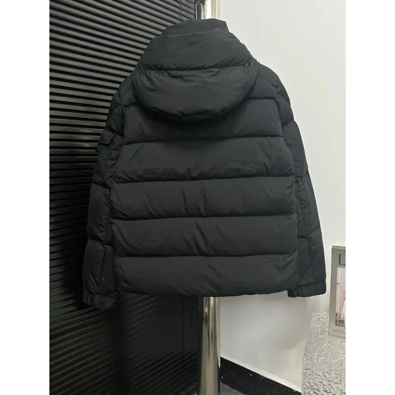 Moncl * r cor sólida à prova de vento colheita puffer jaqueta unisex inverno grosso estilo curto 90% branco ganso para baixo jaqueta dos homens