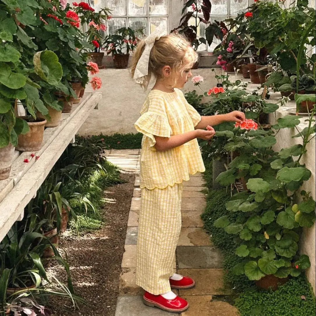

Summer Children's Outfit 2026 Nordic Style Girls' Top with Pleated Sleeves Fresh Yellow Plaid Loose Short Sleeve