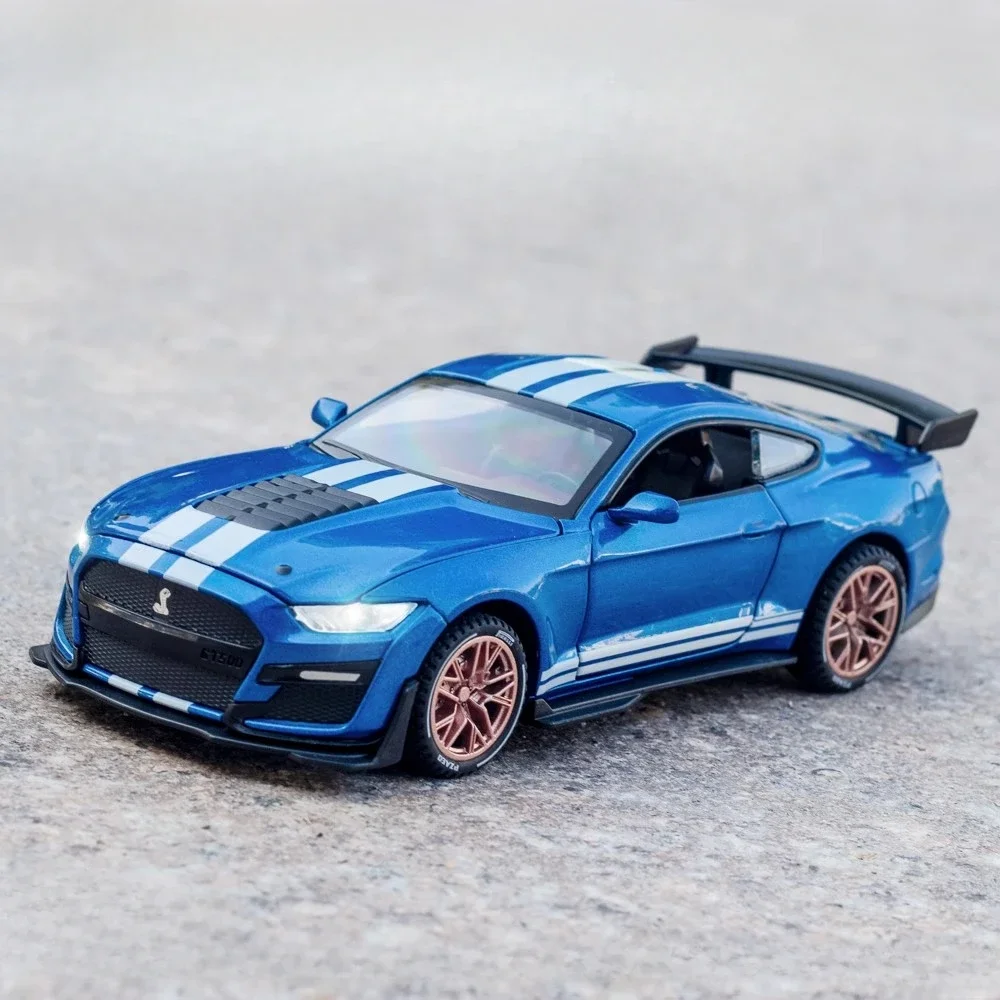 

Масштаб 1:32, модель игрушечного автомобиля Ford Mustang Shelby GT500, сплав, литой под давлением звук, свет, модели транспортных средств, детские рождественские подарки