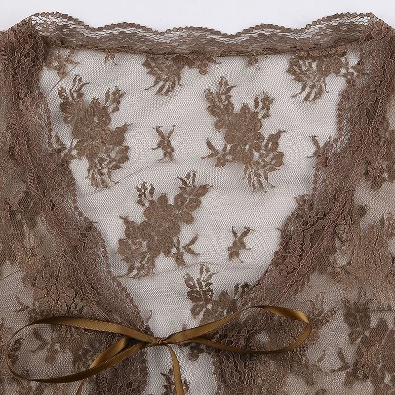 Shirts Frauen Sommer Würzige Mädchen Dünne Atmungsaktive Durchsichtige Spitze-up Entwickelt Schlank Koreanischen Stil Alle-spiel Attraktive Chic lässig