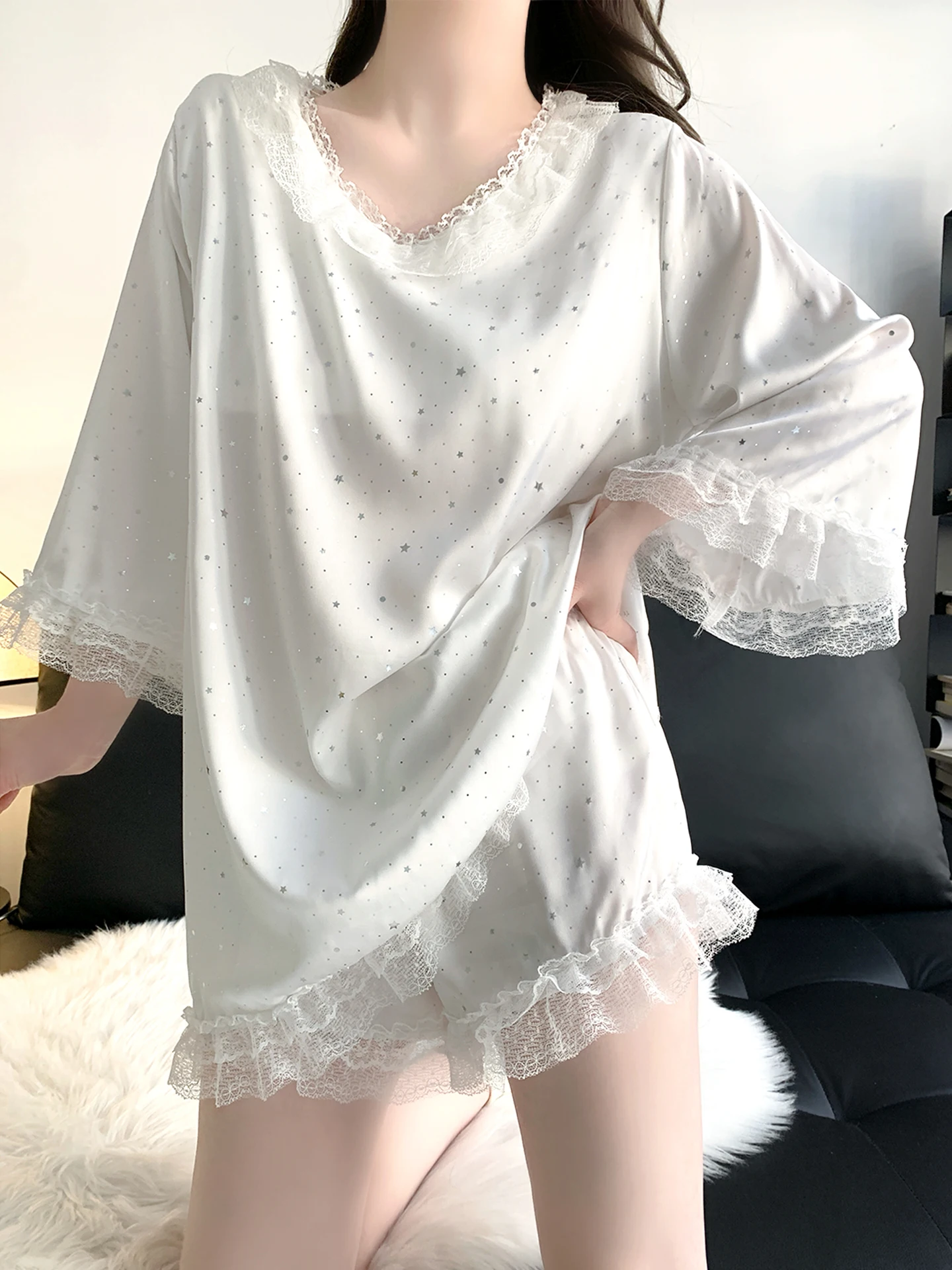 夏用甘いレーストリム-v-ネックアイスシルク-7-分袖パジャマセット女性のホーム服ソフトで通気性のある胸パッド付き